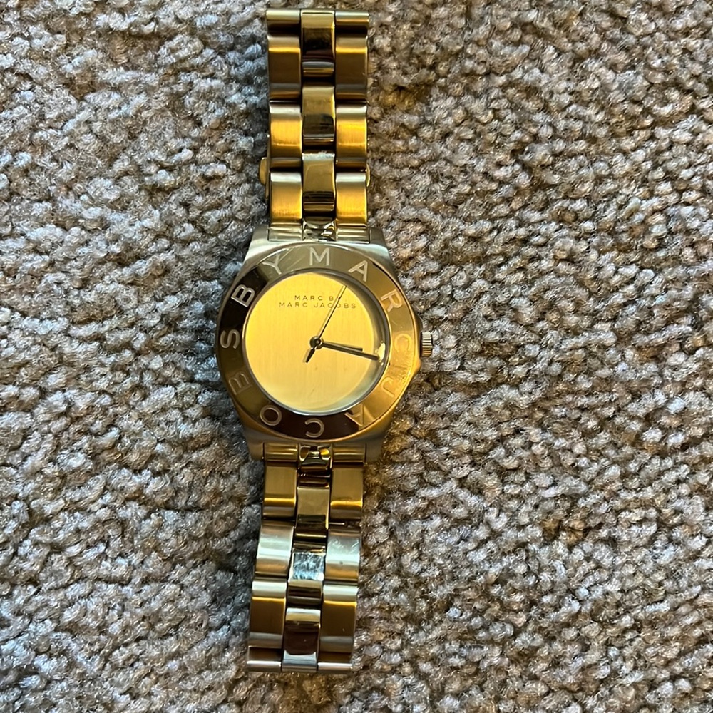 Marc Jacobs Gold Link Watch